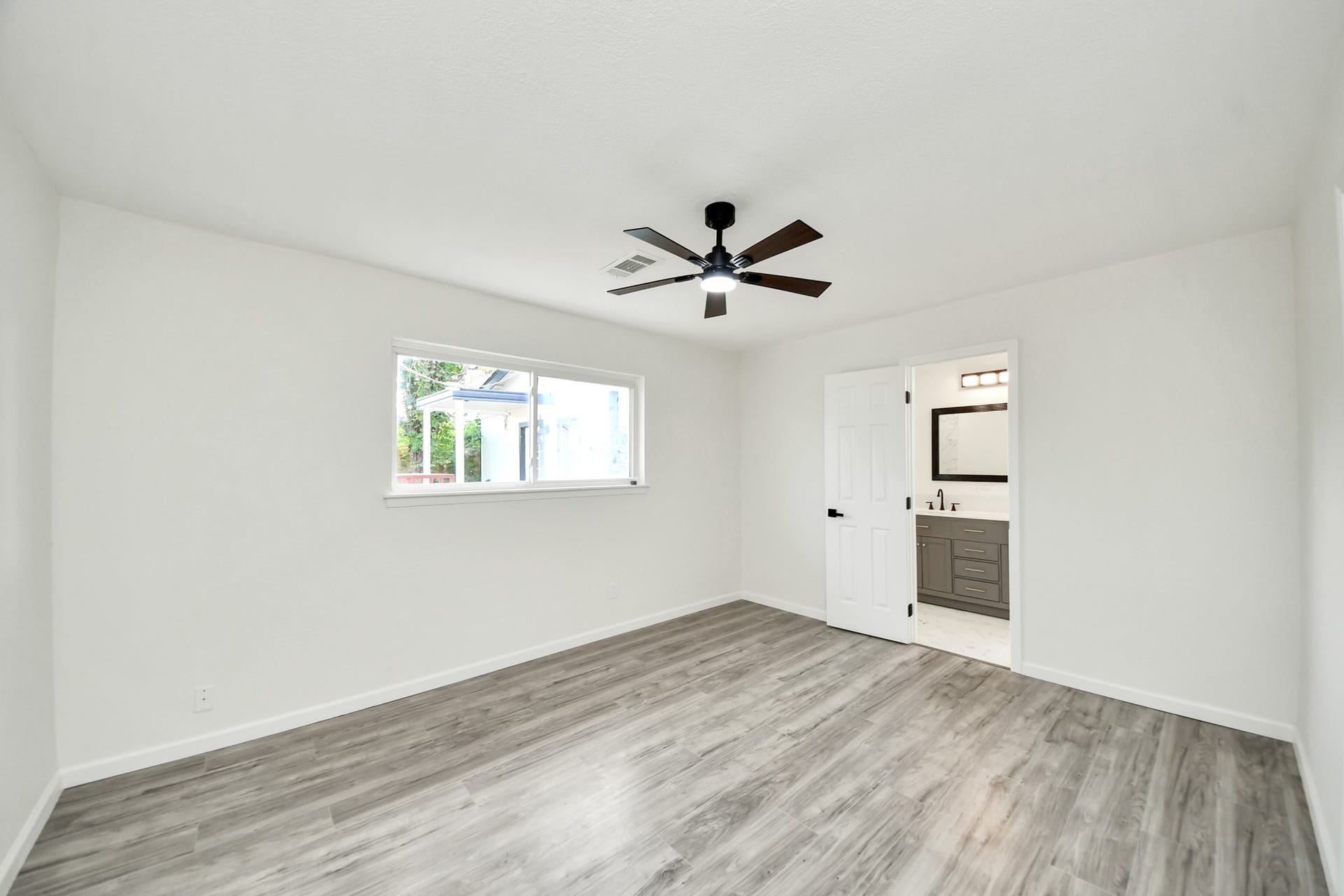 4110 Brookston Street, Houston, TX 77045