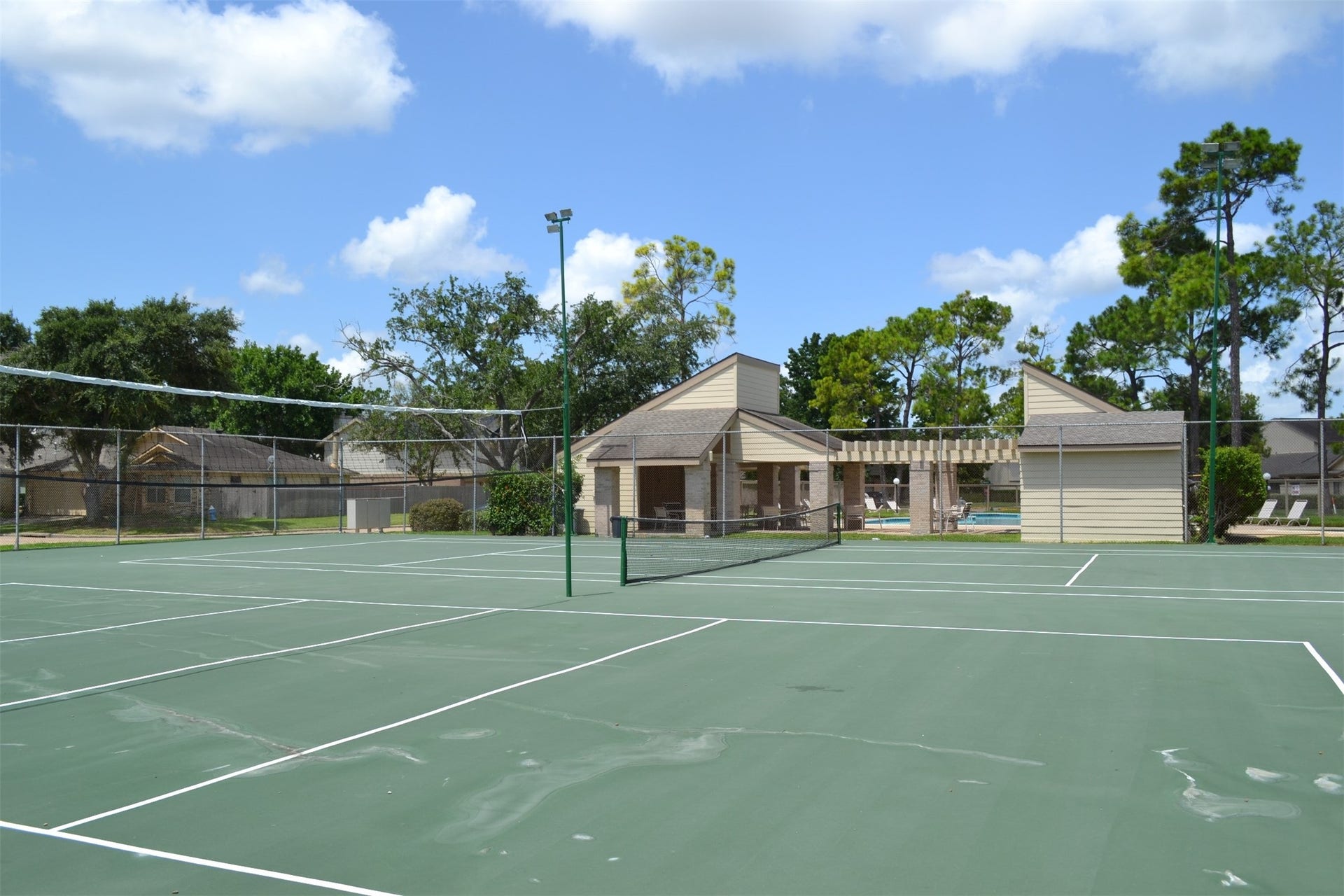 13643 Garden Grove Court, #295, Houston, TX 77082 community sports court
