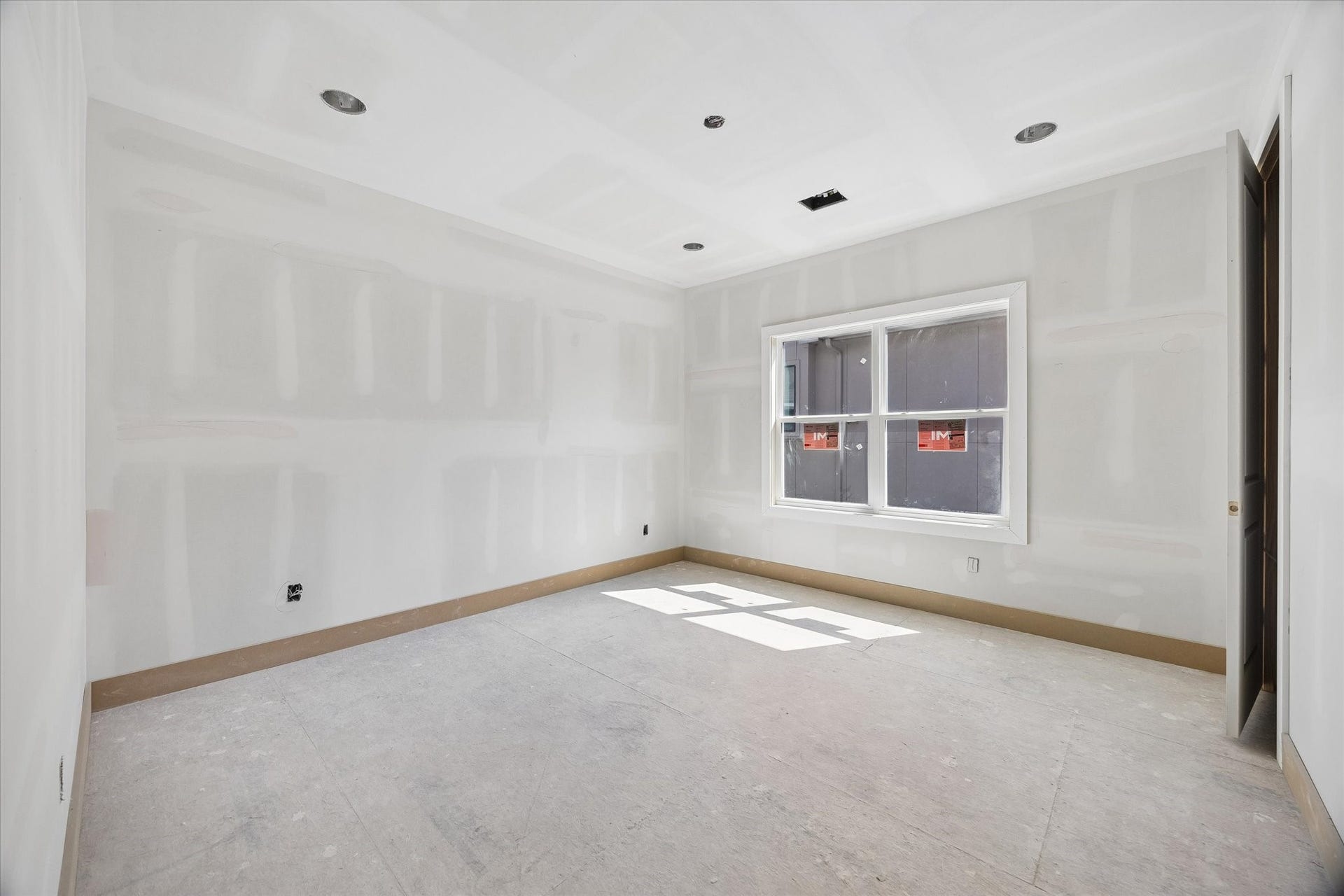 955 W 42nd Street, Houston, TX 77018 *Construction as of 9/28/26*