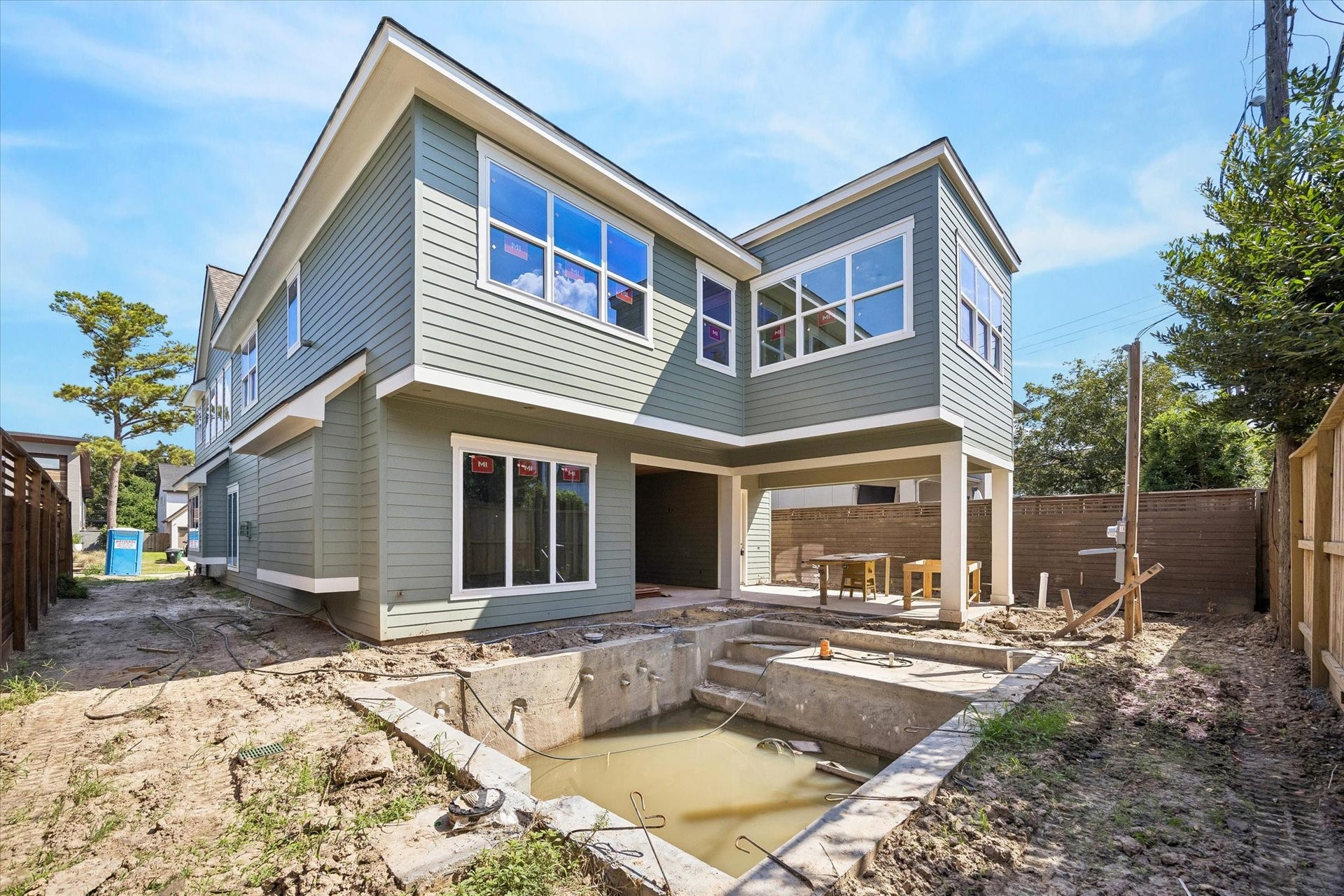 955 W 42nd Street, Houston, TX 77018 *Construction as of 9/28/26*