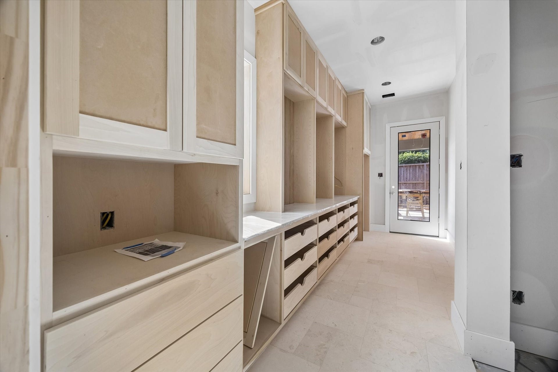 955 W 42nd Street, Houston, TX 77018 *Construction as of 9/28/26*