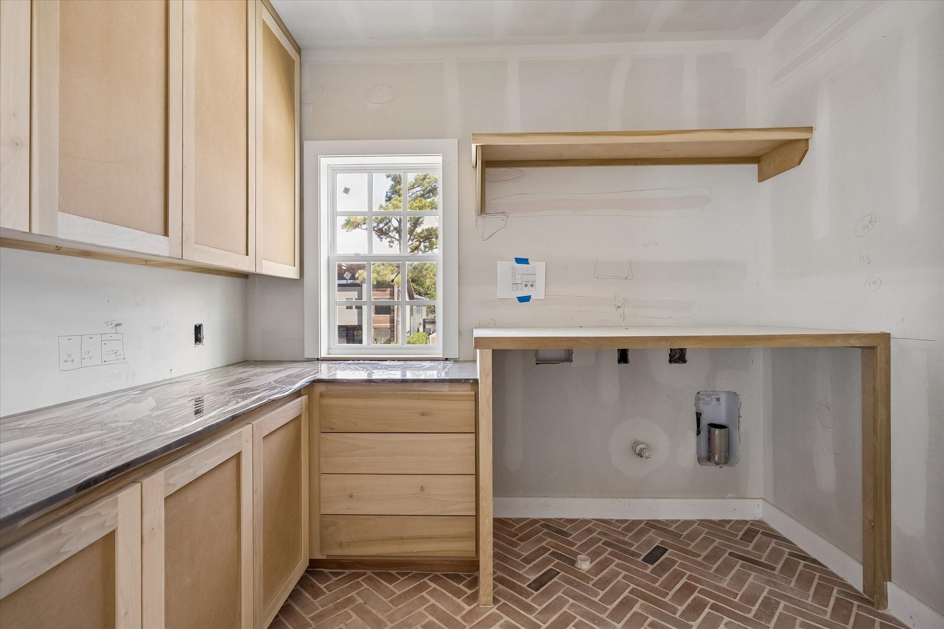 955 W 42nd Street, Houston, TX 77018 *Construction as of 9/28/26*