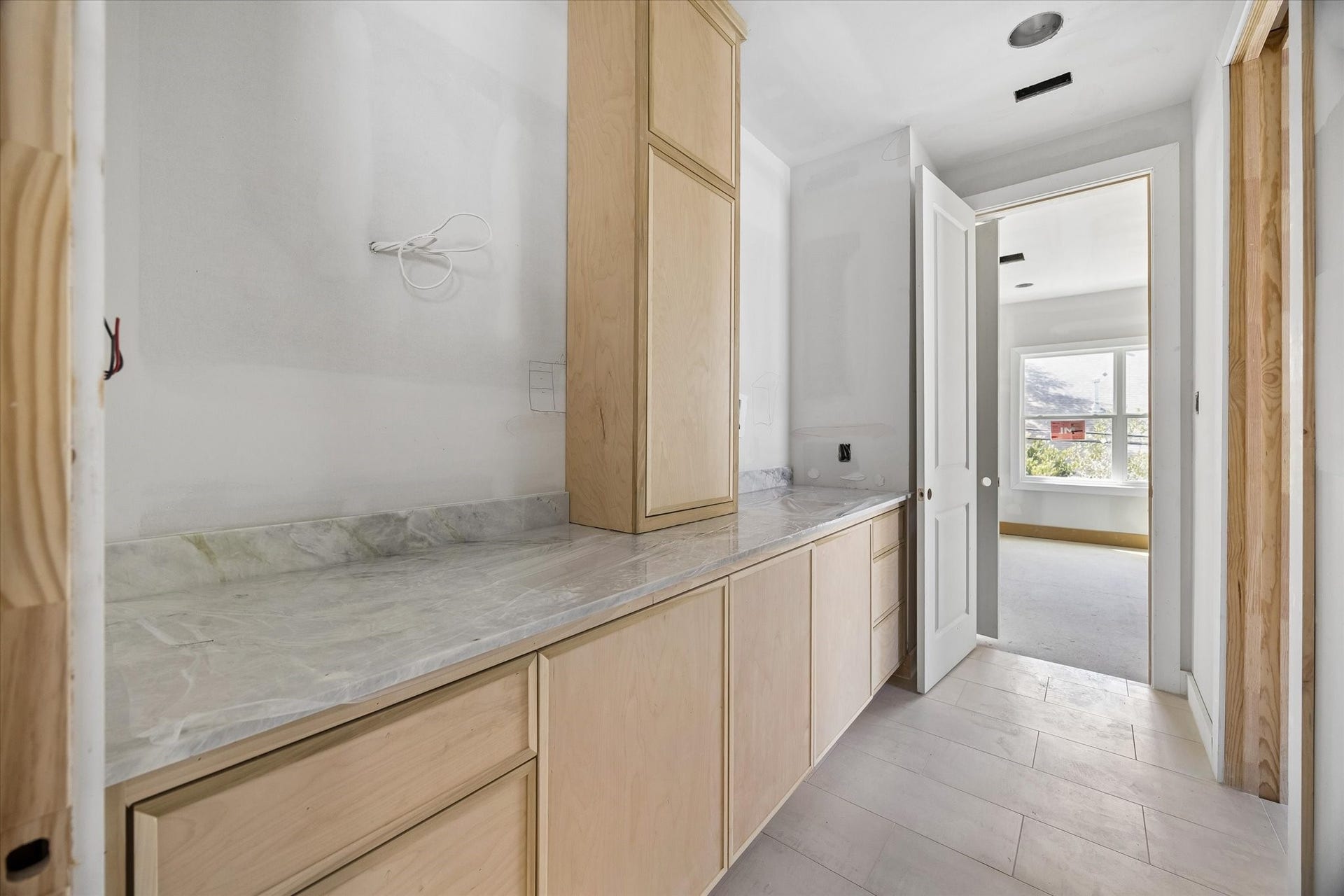 955 W 42nd Street, Houston, TX 77018 *Construction as of 9/28/26*