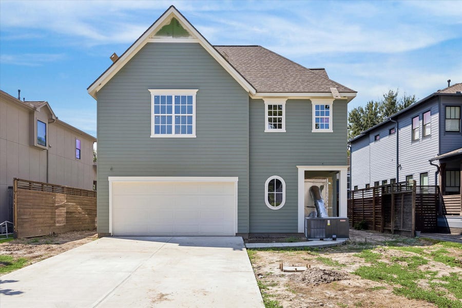 Property photo for 955 W 42nd Street, Houston, TX
