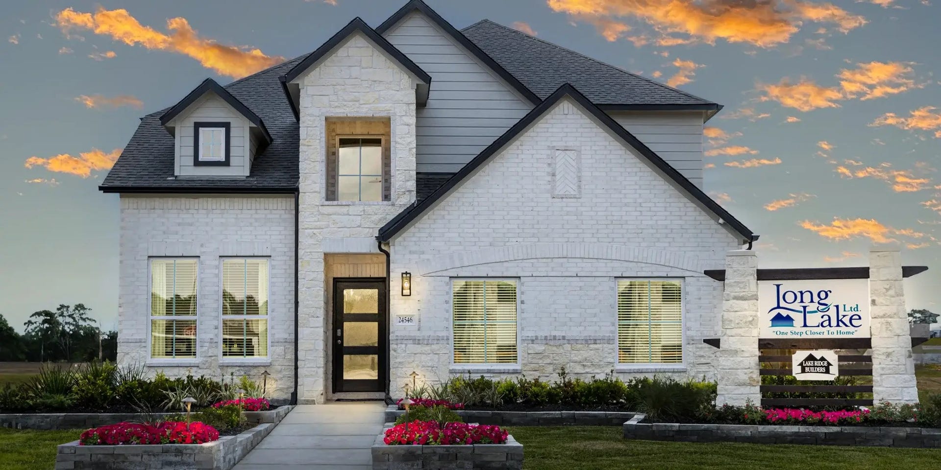 18547 Athena Flower Drive, Fresno, TX 77545 Call now to schedule your showing or visit the Long Lake Model home in Olympia Fields for more information.