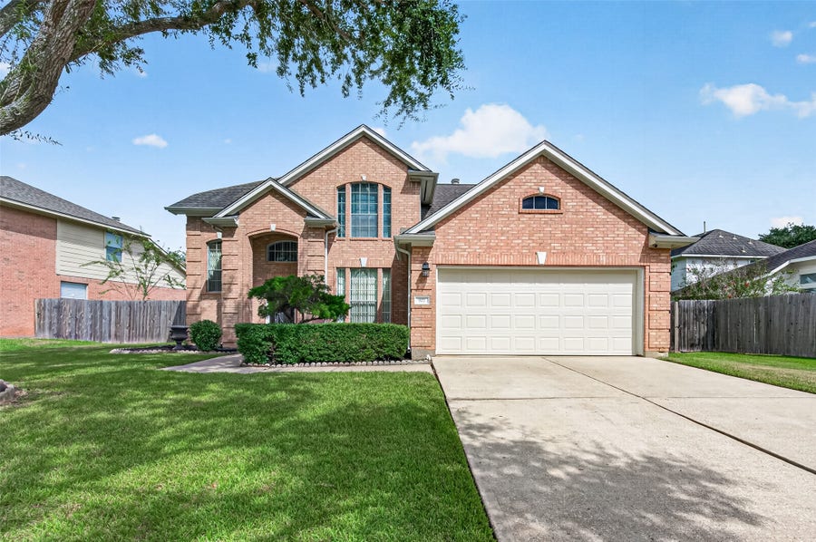 Property photo for 927 Presley Way, Sugar Land, TX