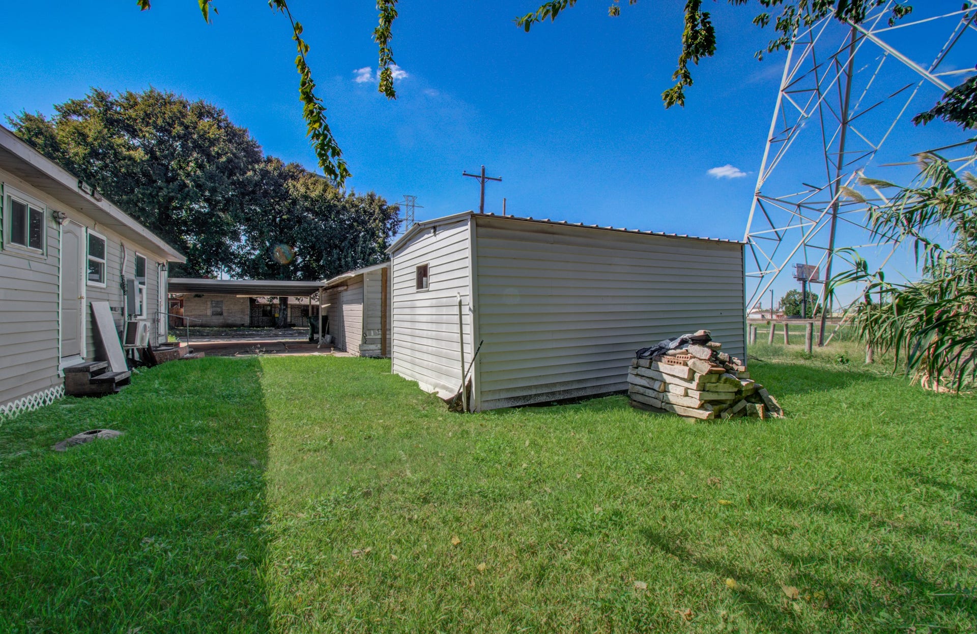 401 Trichelle Street, Pasadena, TX 77506