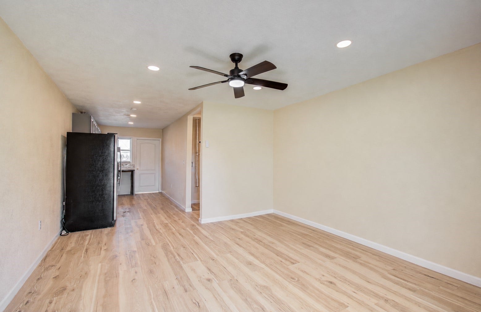 401 Trichelle Street, Pasadena, TX 77506