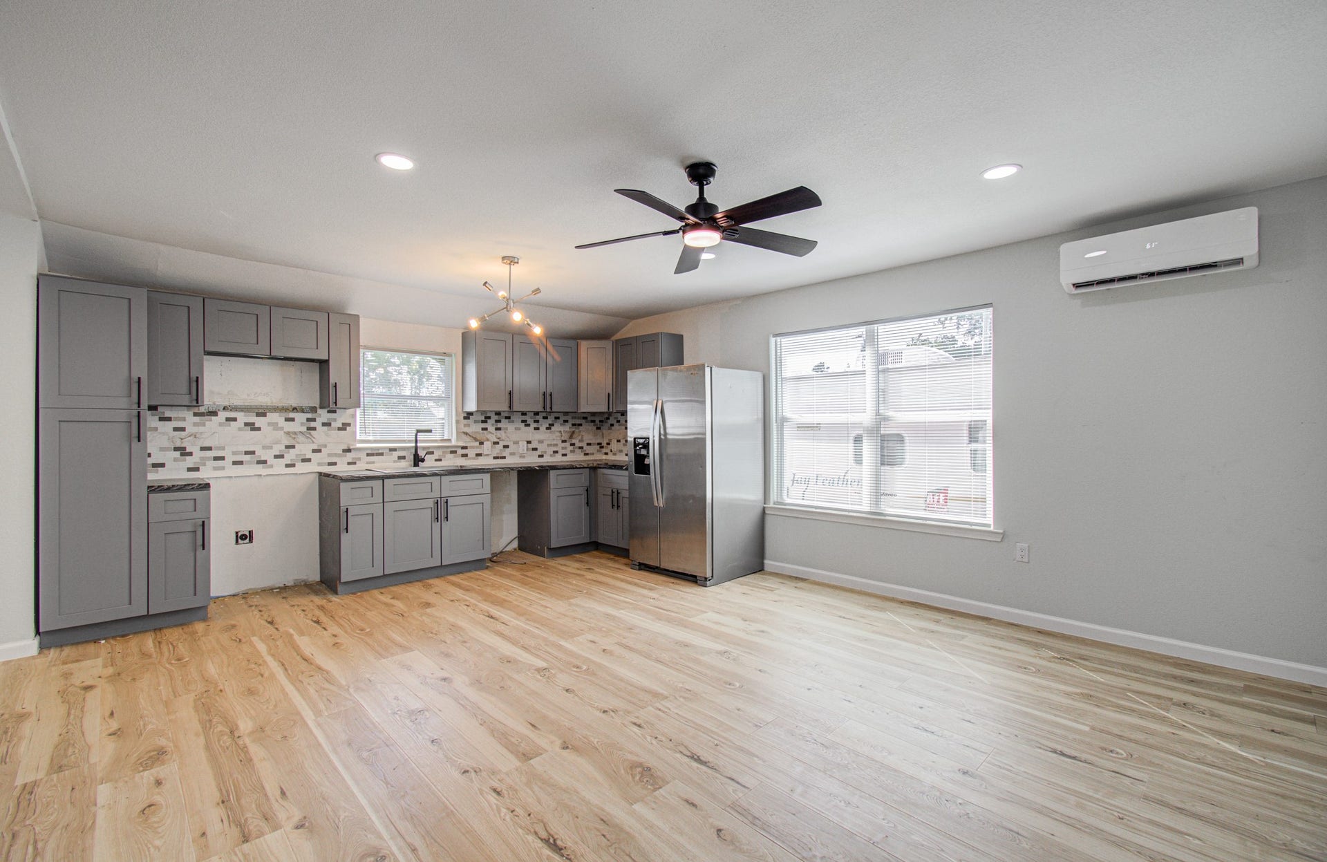 401 Trichelle Street, Pasadena, TX 77506