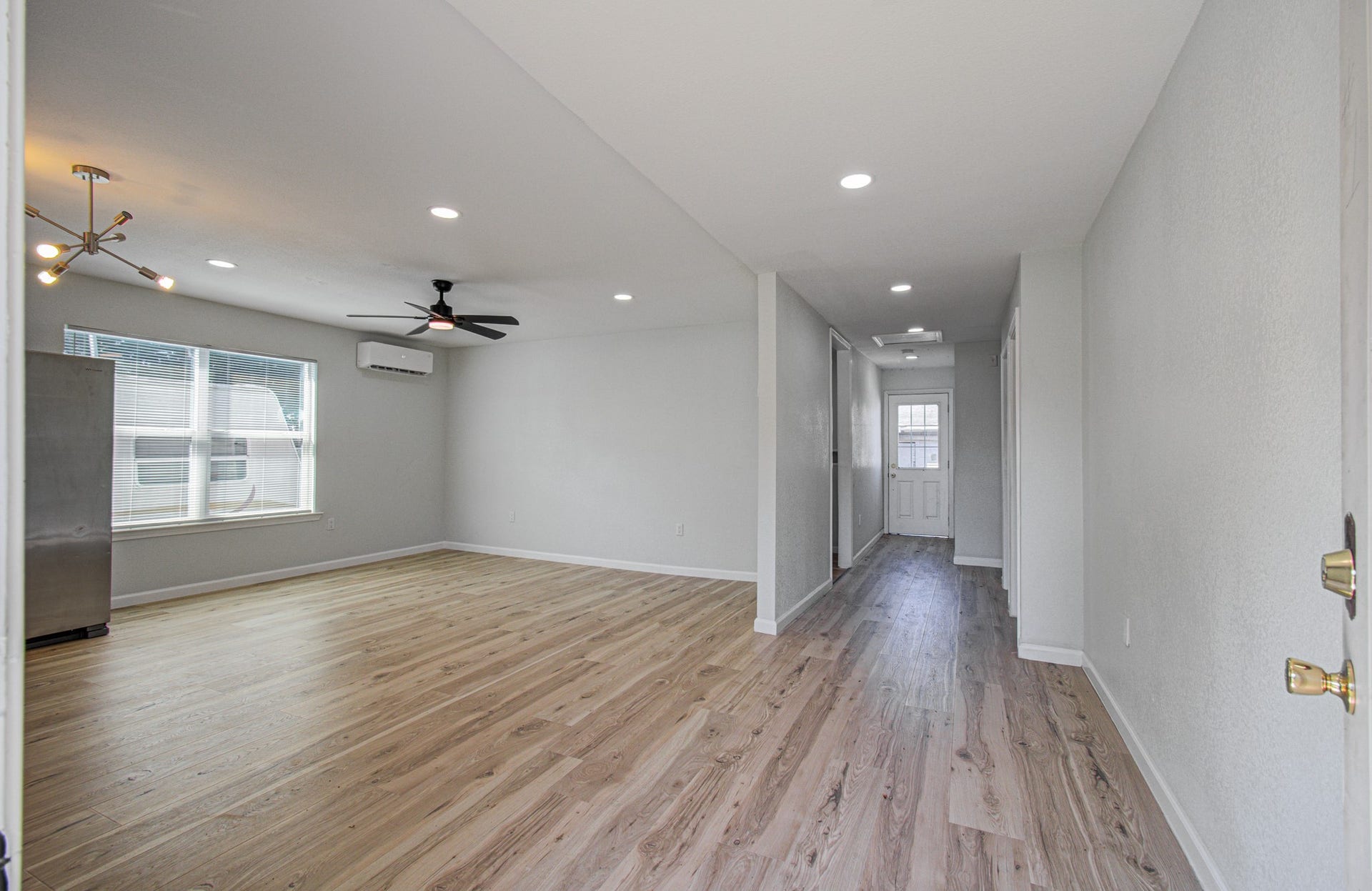 401 Trichelle Street, Pasadena, TX 77506