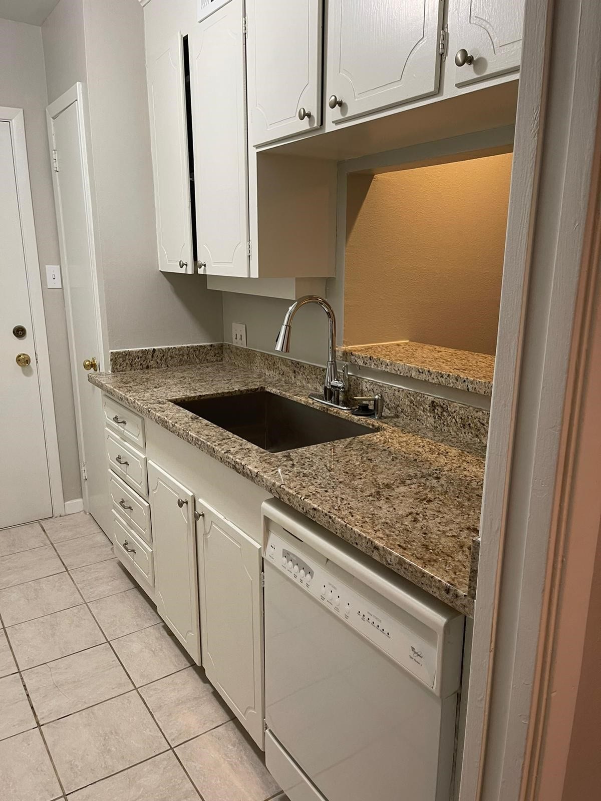 2822 Briarhurst Drive, #42, Houston, TX 77057