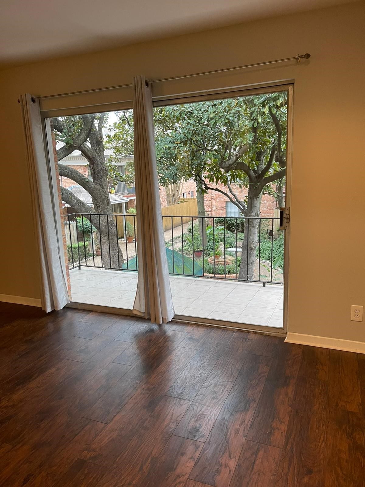 2822 Briarhurst Drive, #42, Houston, TX 77057