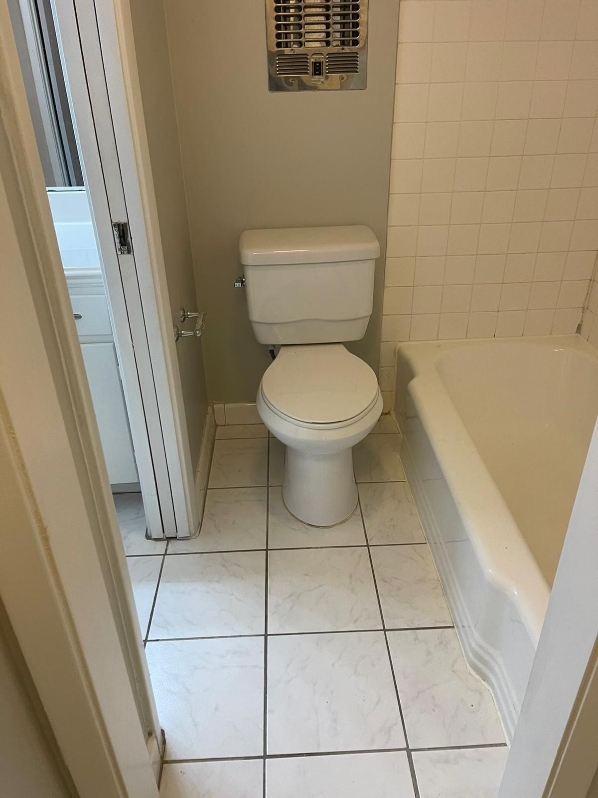 2822 Briarhurst Drive, #42, Houston, TX 77057