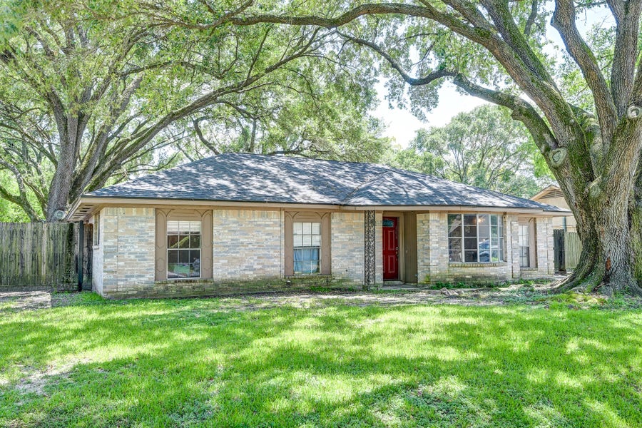 Property photo for 12419 Maxim Drive, Houston, TX