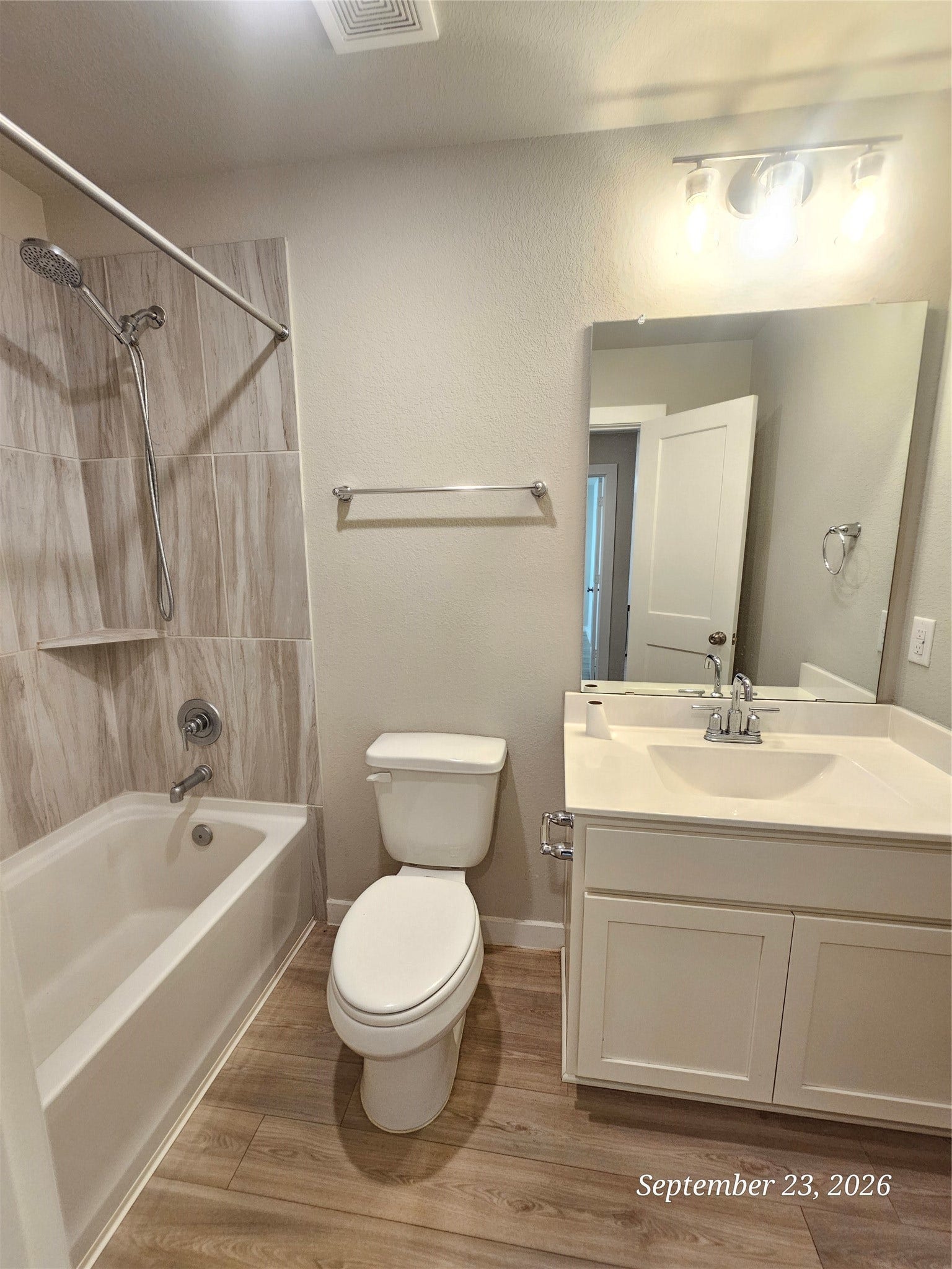21614 Wave Hollow Drive, Cypress, TX 77433 Secondary full bath with lots of lights
