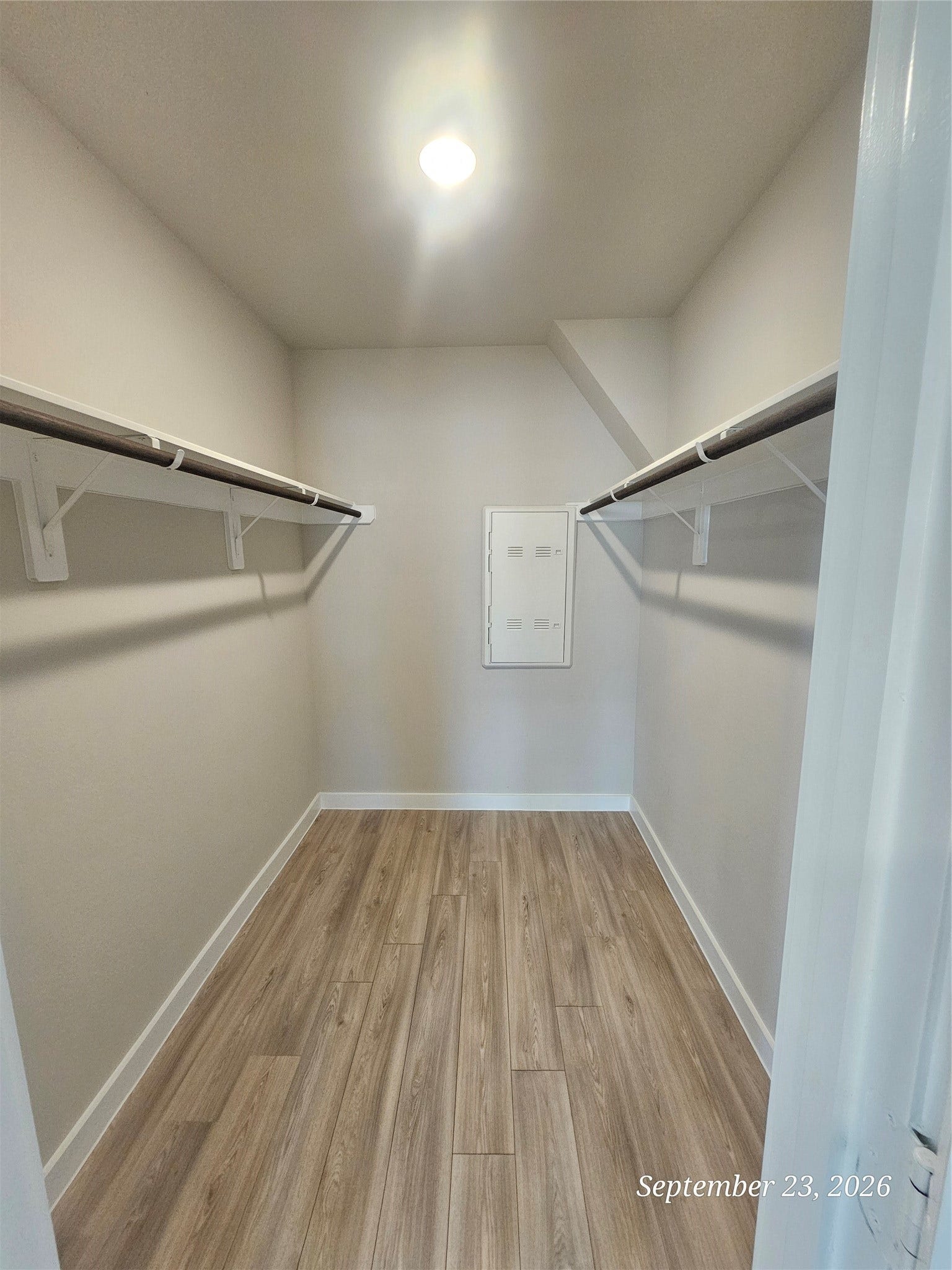21614 Wave Hollow Drive, Cypress, TX 77433 Walking primary closet