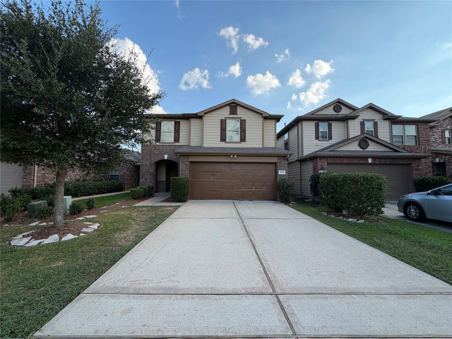 Property photo for 15835 Copper Oak Lane, Houston, TX