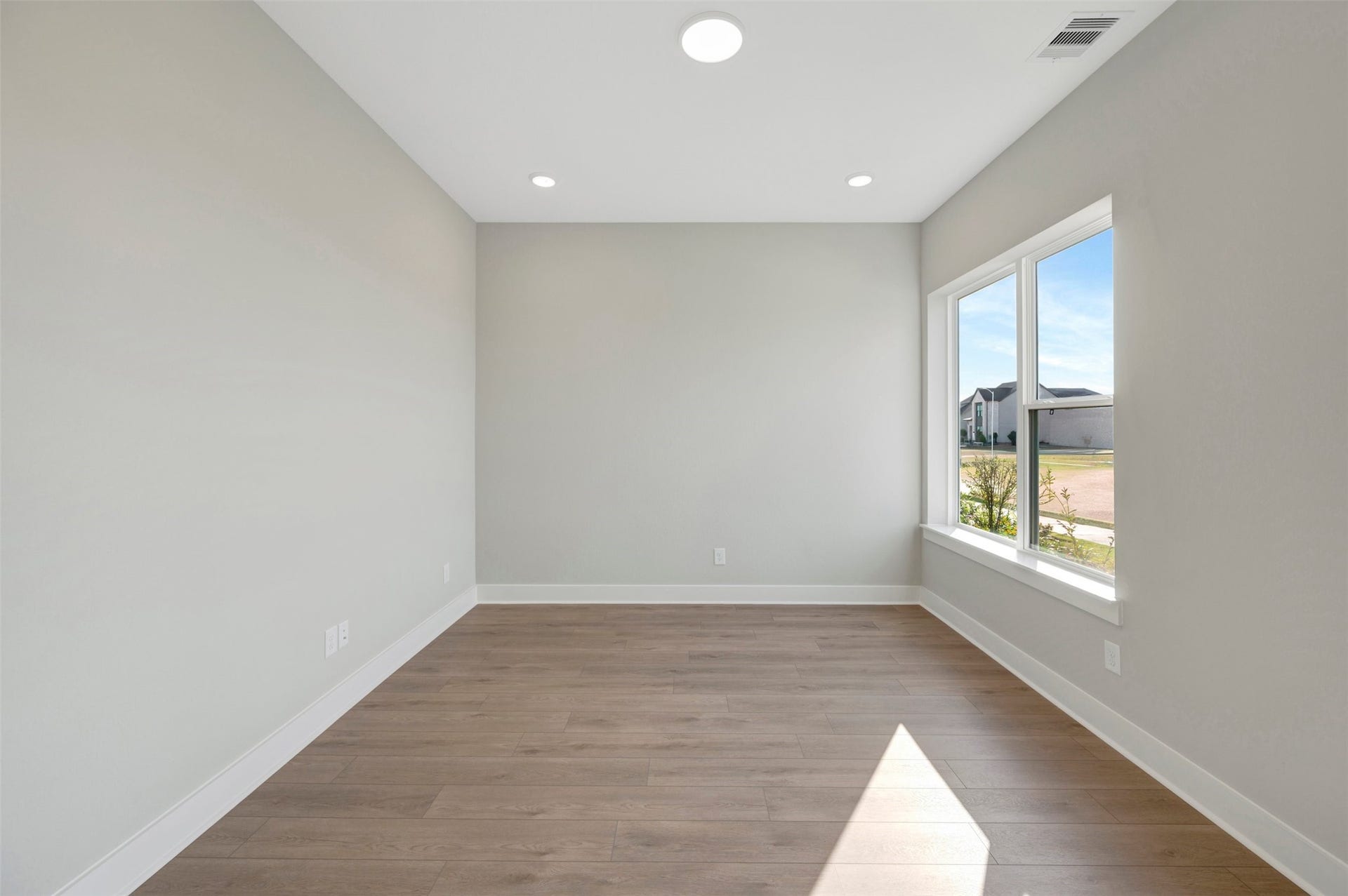 16738 Vibrant Avenue, Hockley, TX 77447 16738 Vibrant Avenue, Hockley, TX 77447