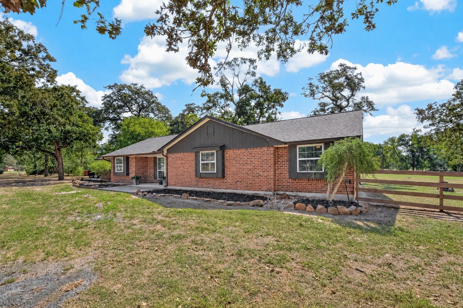 8 Riverwood Lane, Hempstead, TX 77445 8 Riverwood Lane, Hempstead, TX 77445
