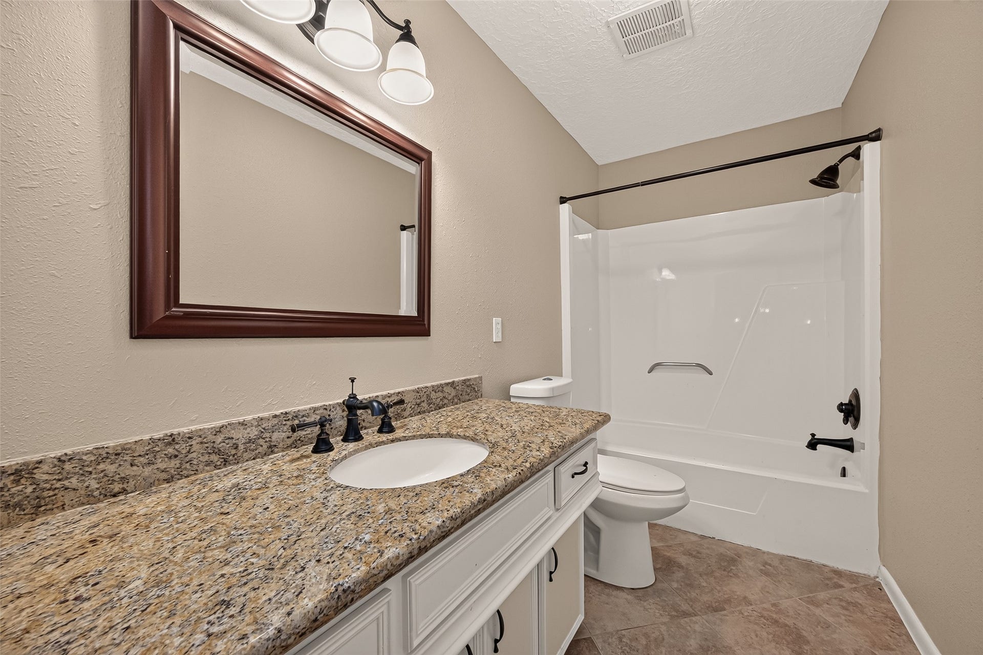 8 Riverwood Lane, Hempstead, TX 77445 8 Riverwood Lane, Hempstead, TX 77445