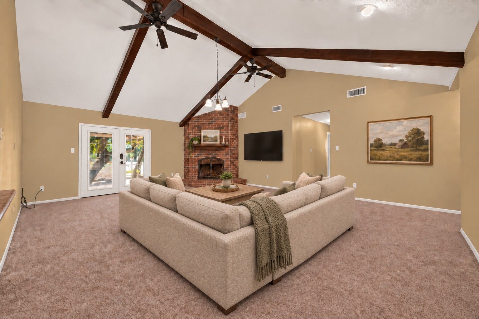 8 Riverwood Lane, Hempstead, TX 77445 Virtually Staged