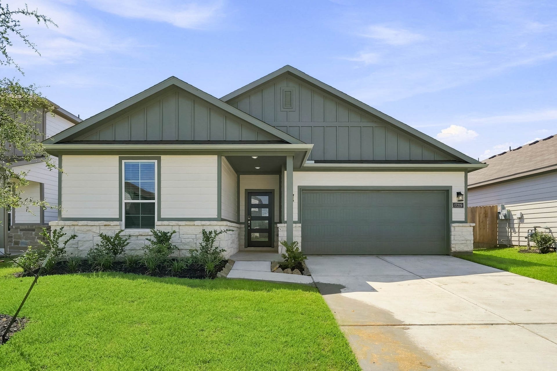 17219 White Peace Drive, Waller, TX 77484 17219 White Peace Drive, Waller, TX 77484