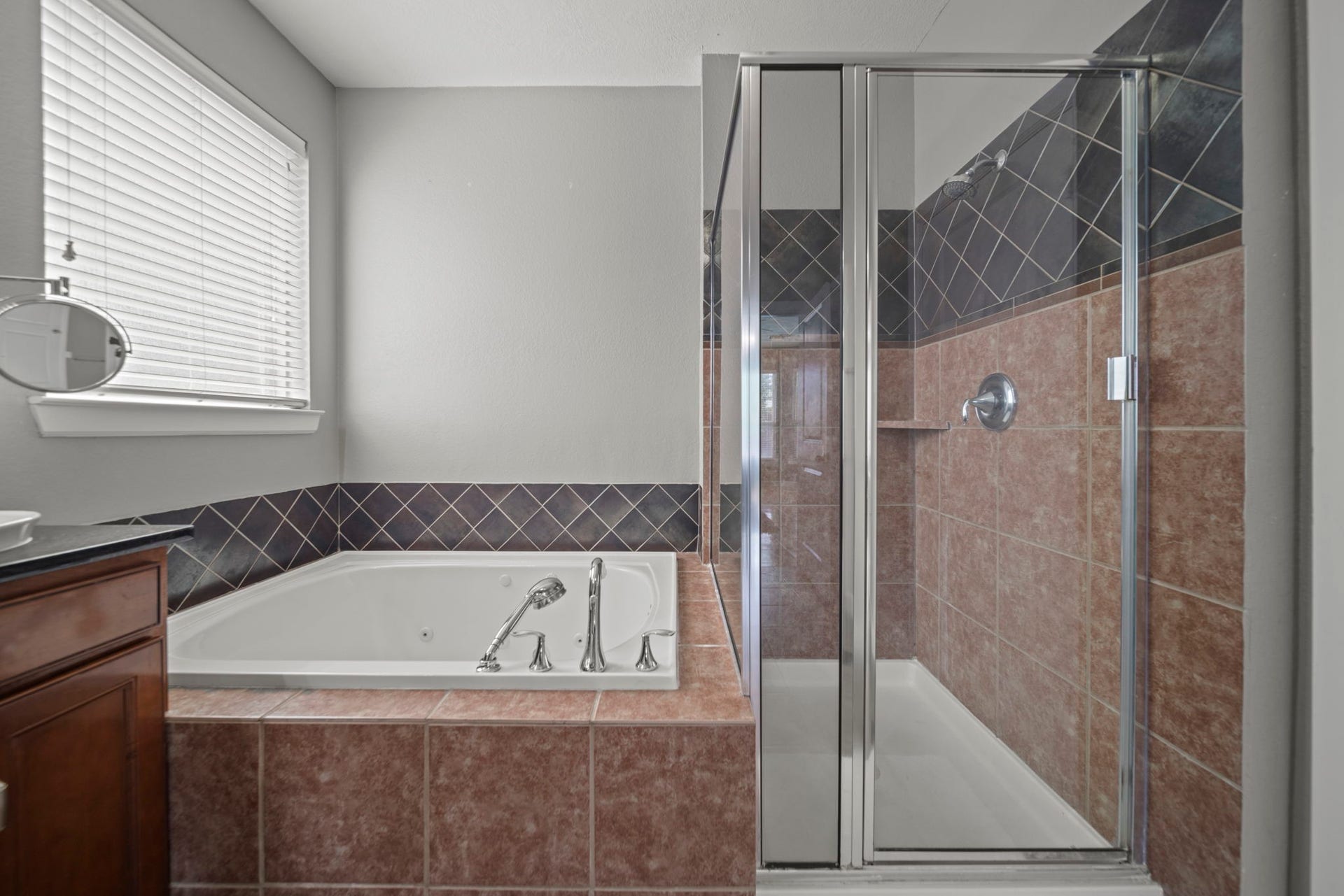2413 Quiet Arbor Lane, Pearland, TX 77581 2413 Quiet Arbor Lane, Pearland, TX 77581