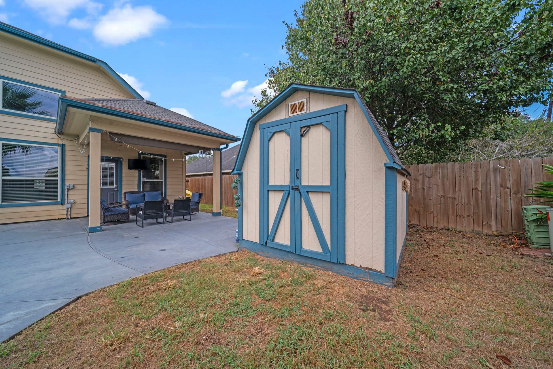 2413 Quiet Arbor Lane, Pearland, TX 77581 2413 Quiet Arbor Lane, Pearland, TX 77581