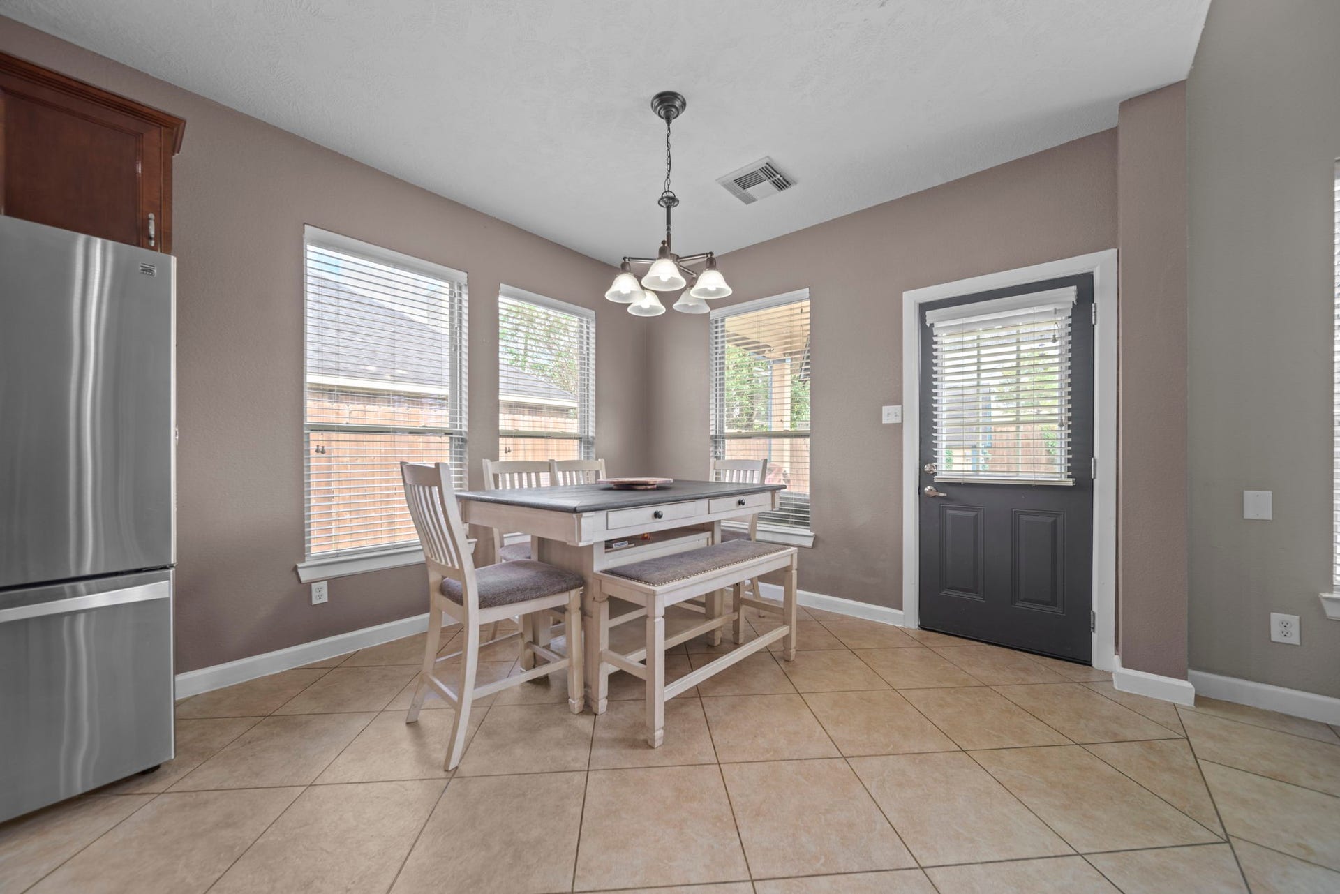 2413 Quiet Arbor Lane, Pearland, TX 77581 2413 Quiet Arbor Lane, Pearland, TX 77581