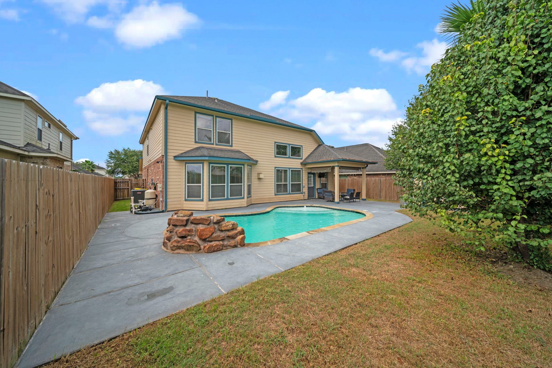 2413 Quiet Arbor Lane, Pearland, TX 77581 2413 Quiet Arbor Lane, Pearland, TX 77581