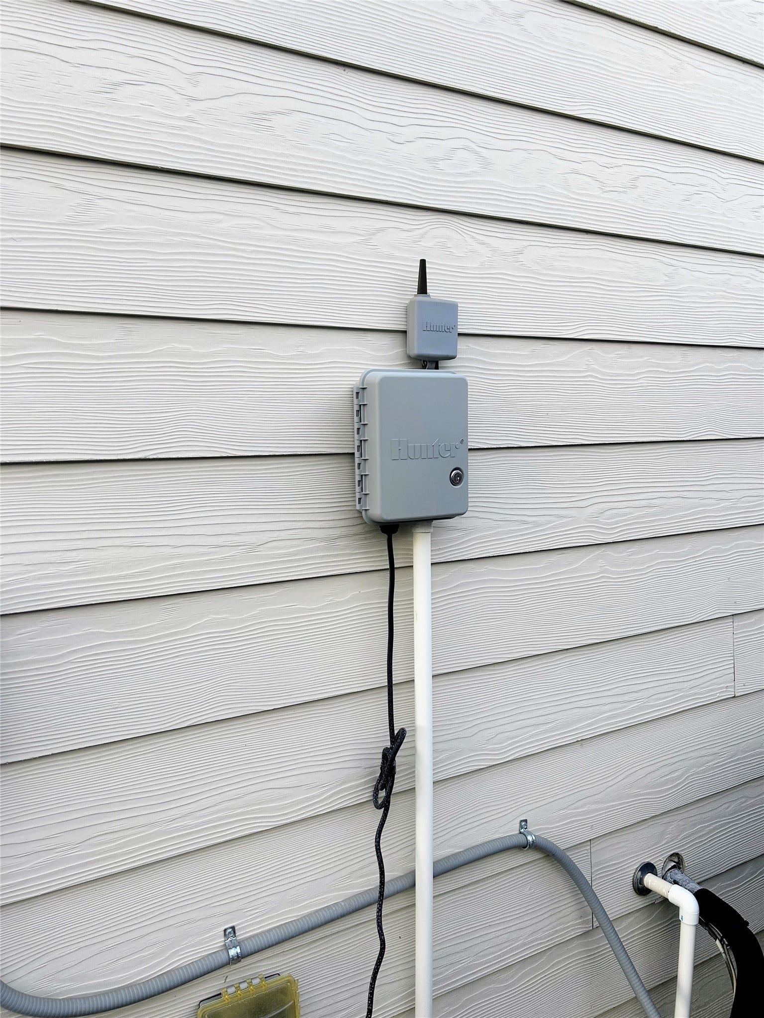 243 Green Valley Drive, Copperas Cove, TX 76522 sprinkler system on the right side of home