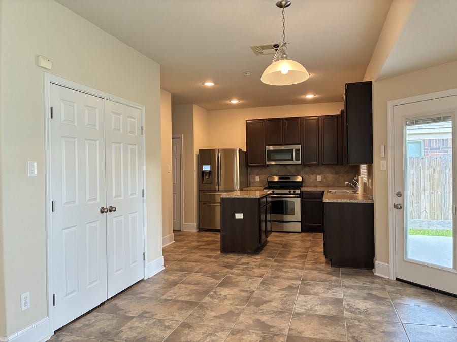 Property photo for 2588 Hallmark Oak Street, Spring, TX