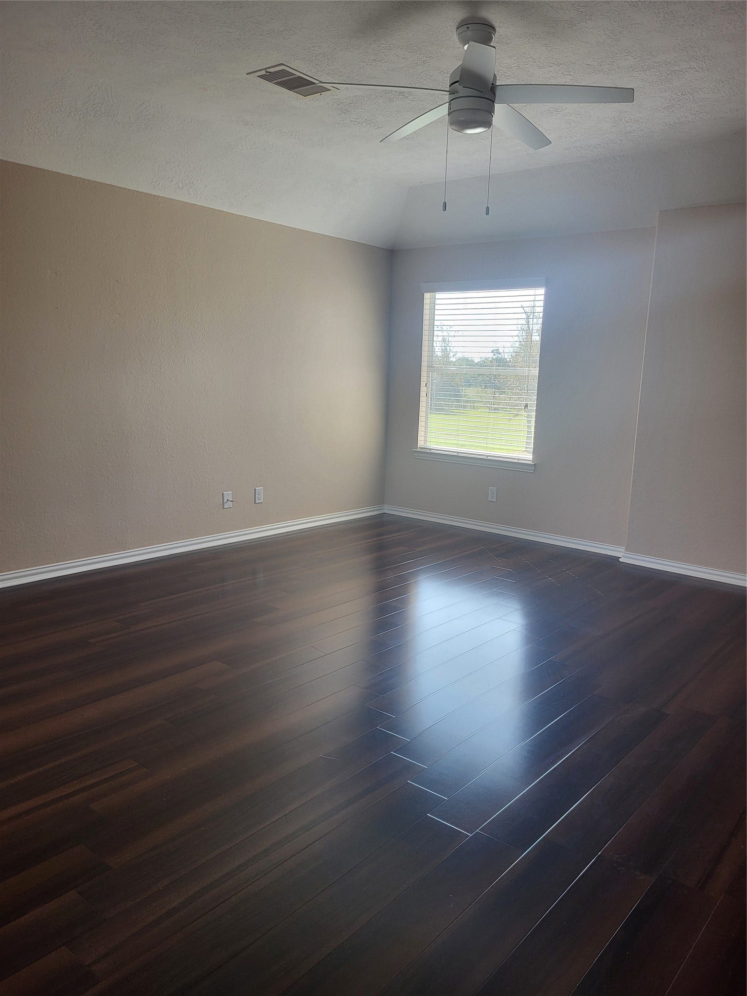 7034 Sun Creek Drive Drive, Hitchcock, TX 77563 7034 Sun Creek Drive Drive, Hitchcock, TX 77563