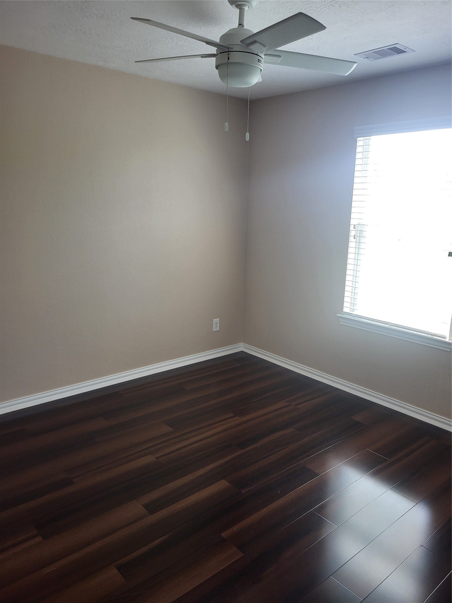 7034 Sun Creek Drive Drive, Hitchcock, TX 77563 7034 Sun Creek Drive Drive, Hitchcock, TX 77563