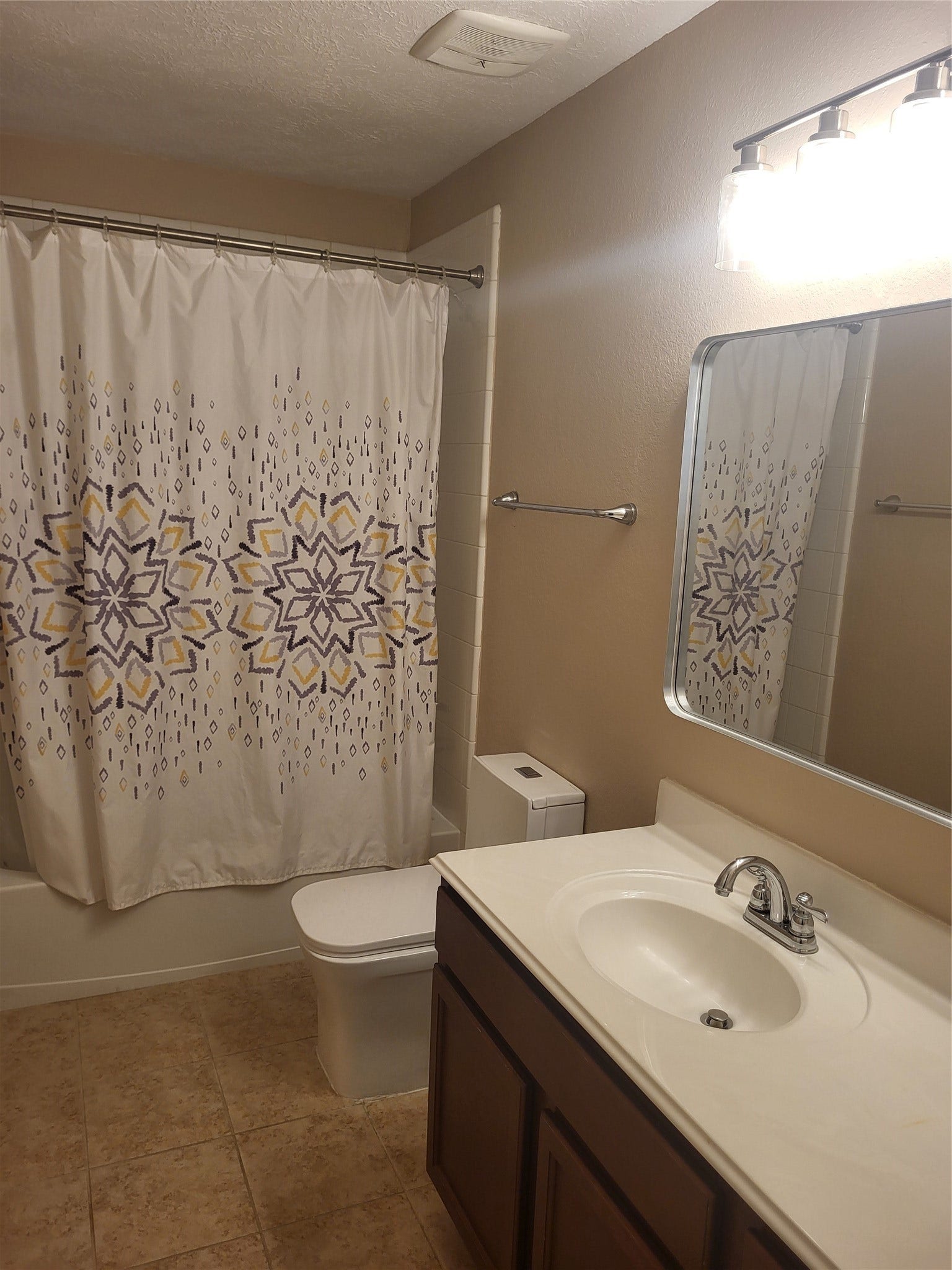 7034 Sun Creek Drive Drive, Hitchcock, TX 77563 7034 Sun Creek Drive Drive, Hitchcock, TX 77563
