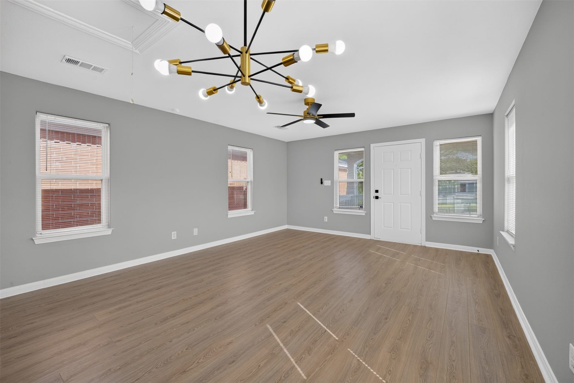 2917 Avenue M, Galveston, TX 77550 2917 Avenue M, Galveston, TX 77550