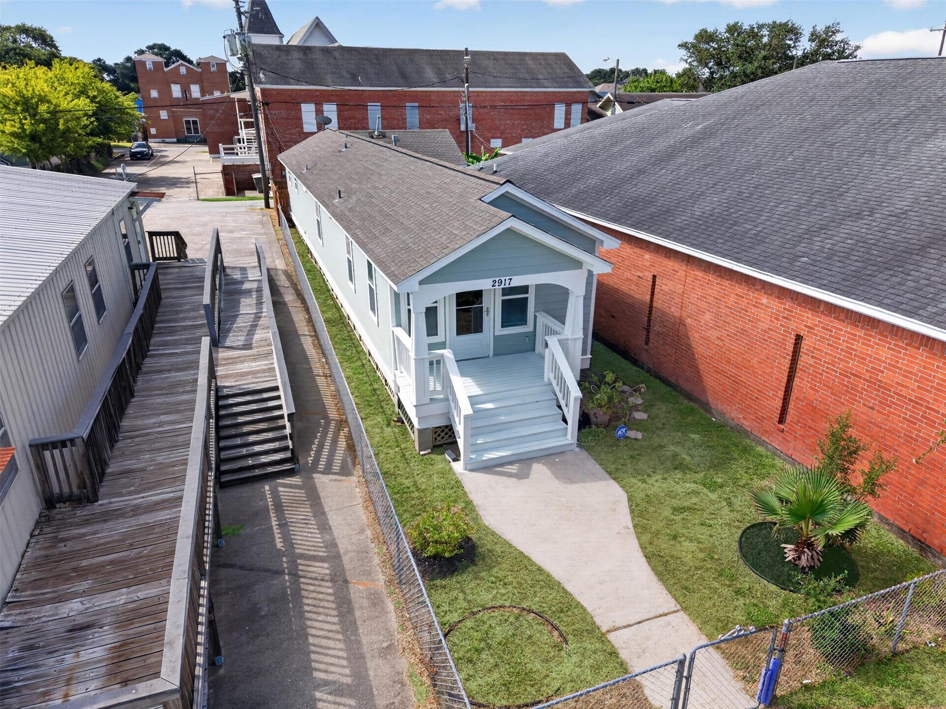 2917 Avenue M, Galveston, TX 77550 2917 Avenue M, Galveston, TX 77550