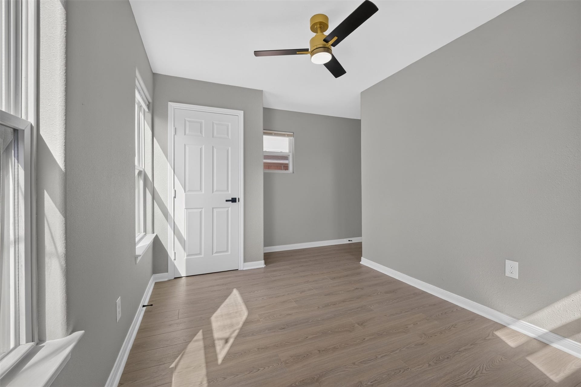 2917 Avenue M, Galveston, TX 77550 2917 Avenue M, Galveston, TX 77550