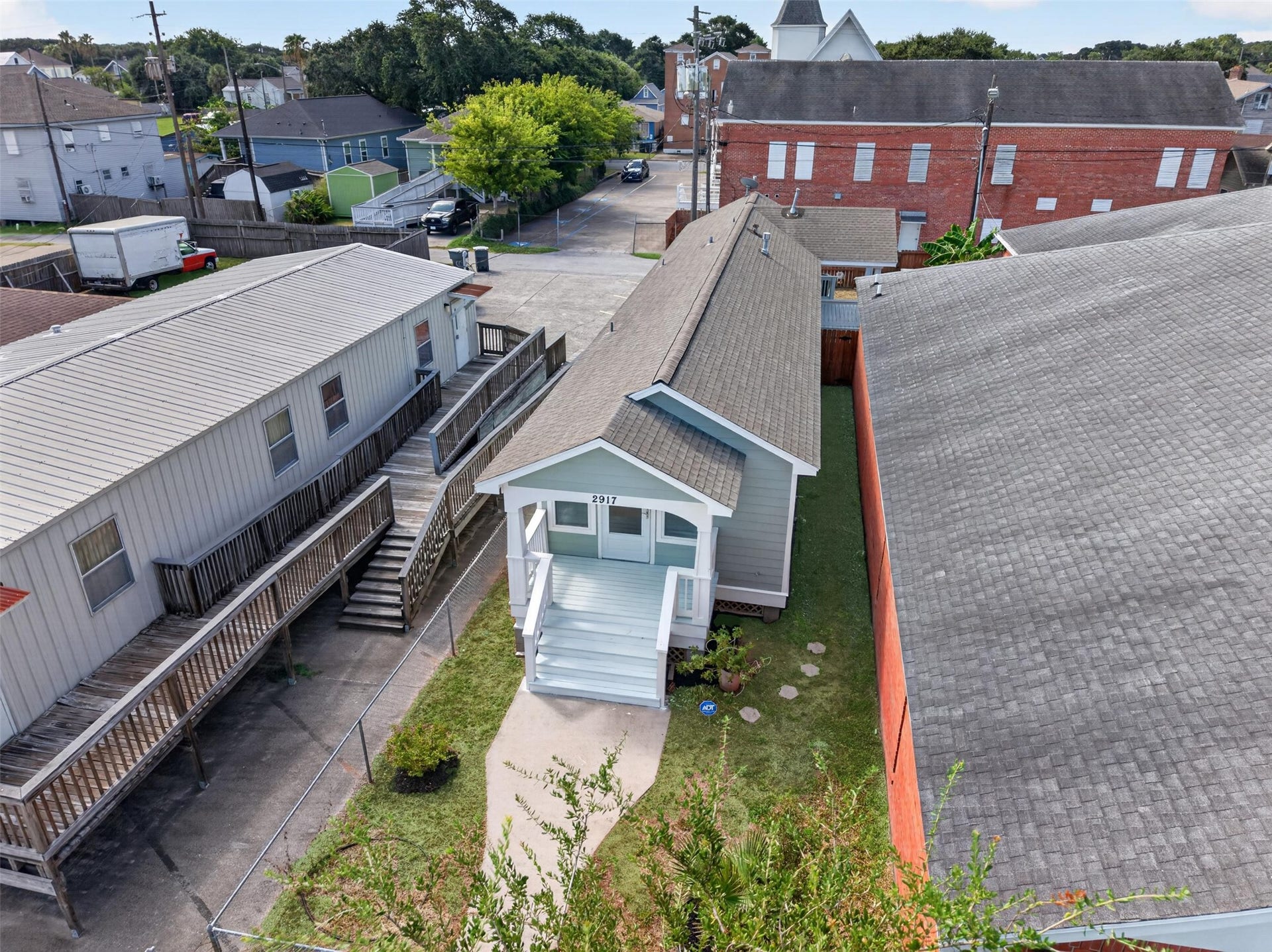 2917 Avenue M, Galveston, TX 77550 2917 Avenue M, Galveston, TX 77550