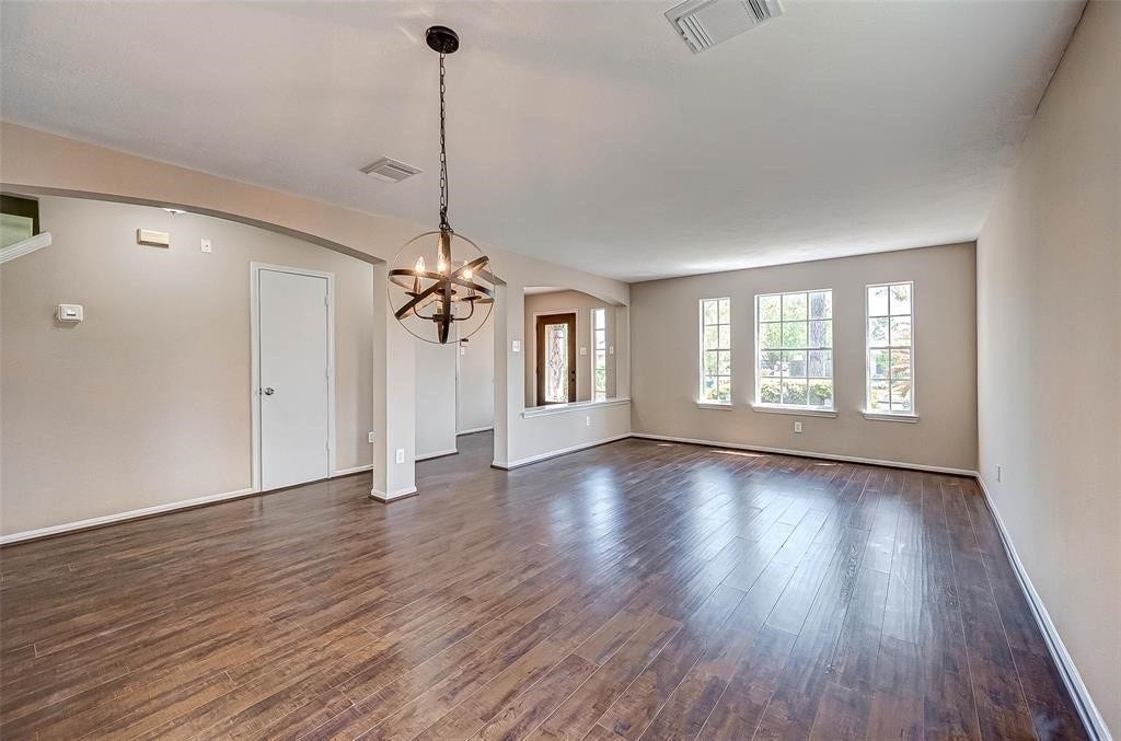 16510 Amy Ridge Road, Houston, TX 77053 16510 Amy Ridge Road, Houston, TX 77053