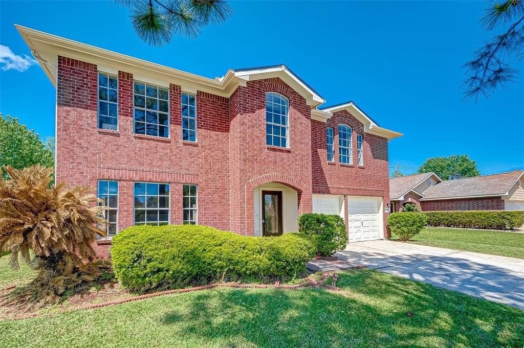 16510 Amy Ridge Road, Houston, TX 77053 16510 Amy Ridge Road, Houston, TX 77053