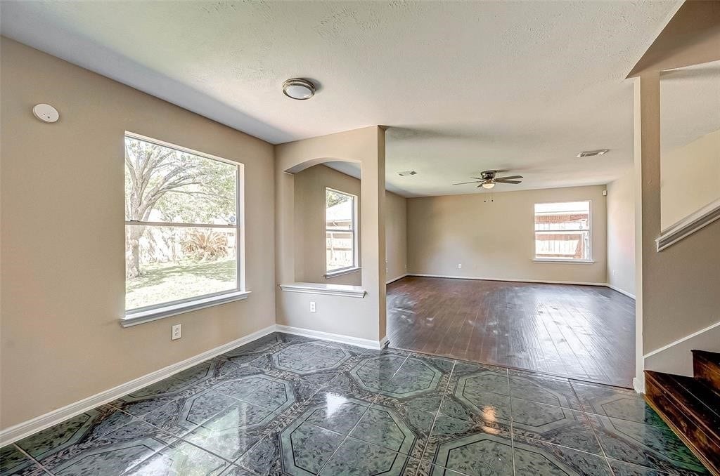 16510 Amy Ridge Road, Houston, TX 77053 16510 Amy Ridge Road, Houston, TX 77053