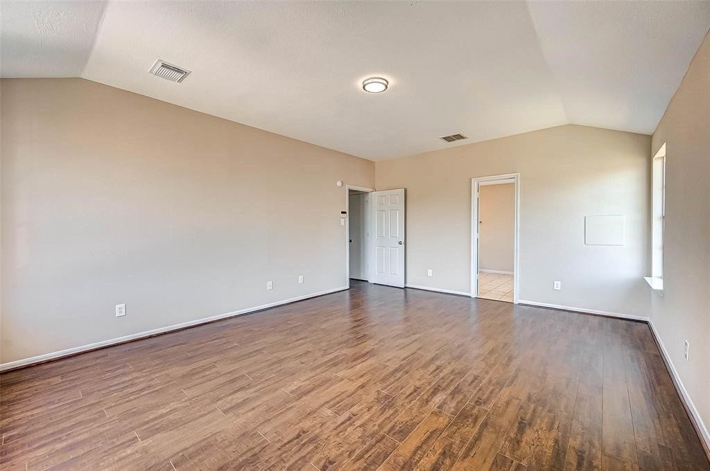 16510 Amy Ridge Road, Houston, TX 77053 16510 Amy Ridge Road, Houston, TX 77053