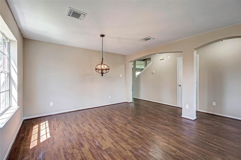 16510 Amy Ridge Road, Houston, TX 77053 16510 Amy Ridge Road, Houston, TX 77053