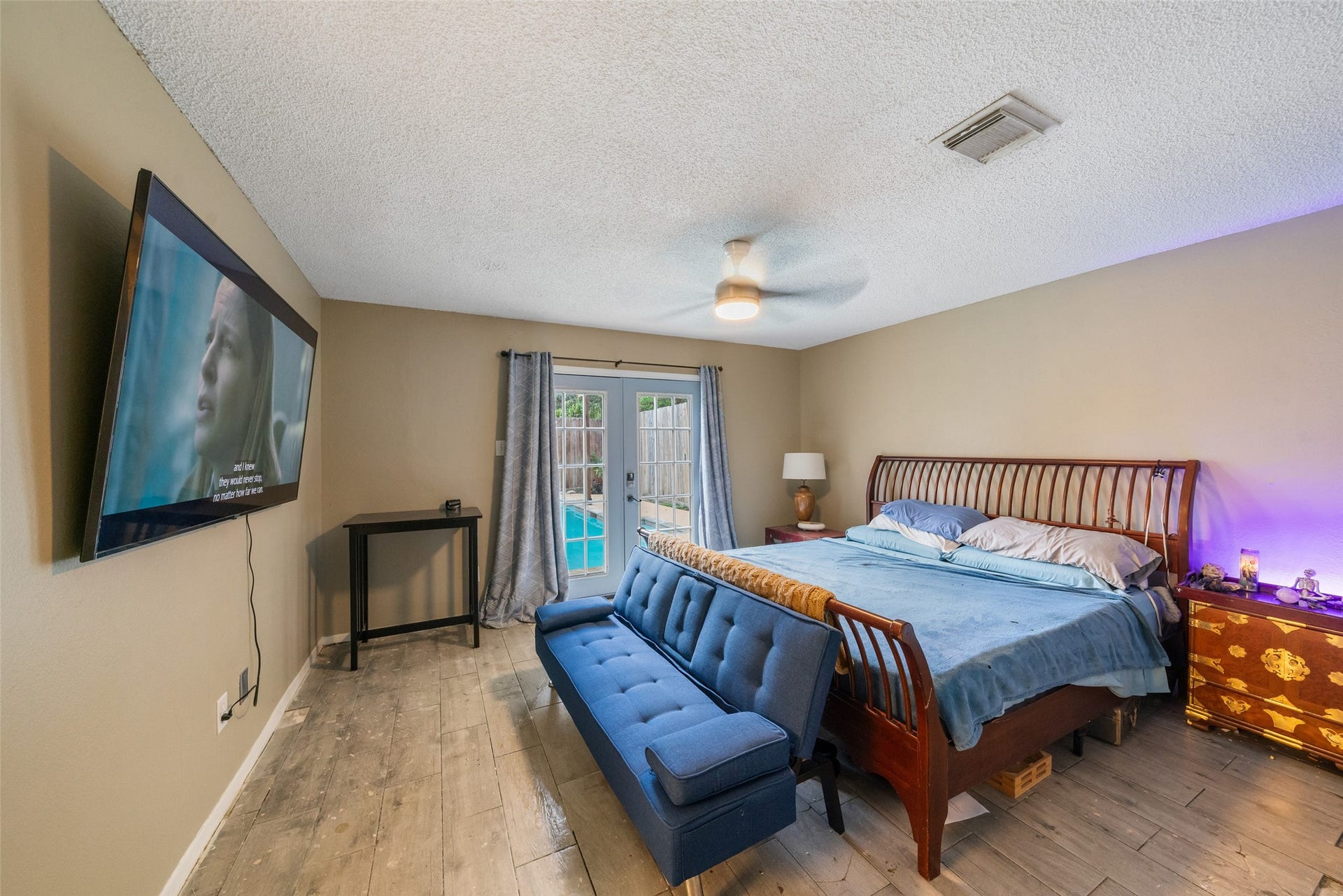 10831 Valley Hills Drive, Houston, TX 77071