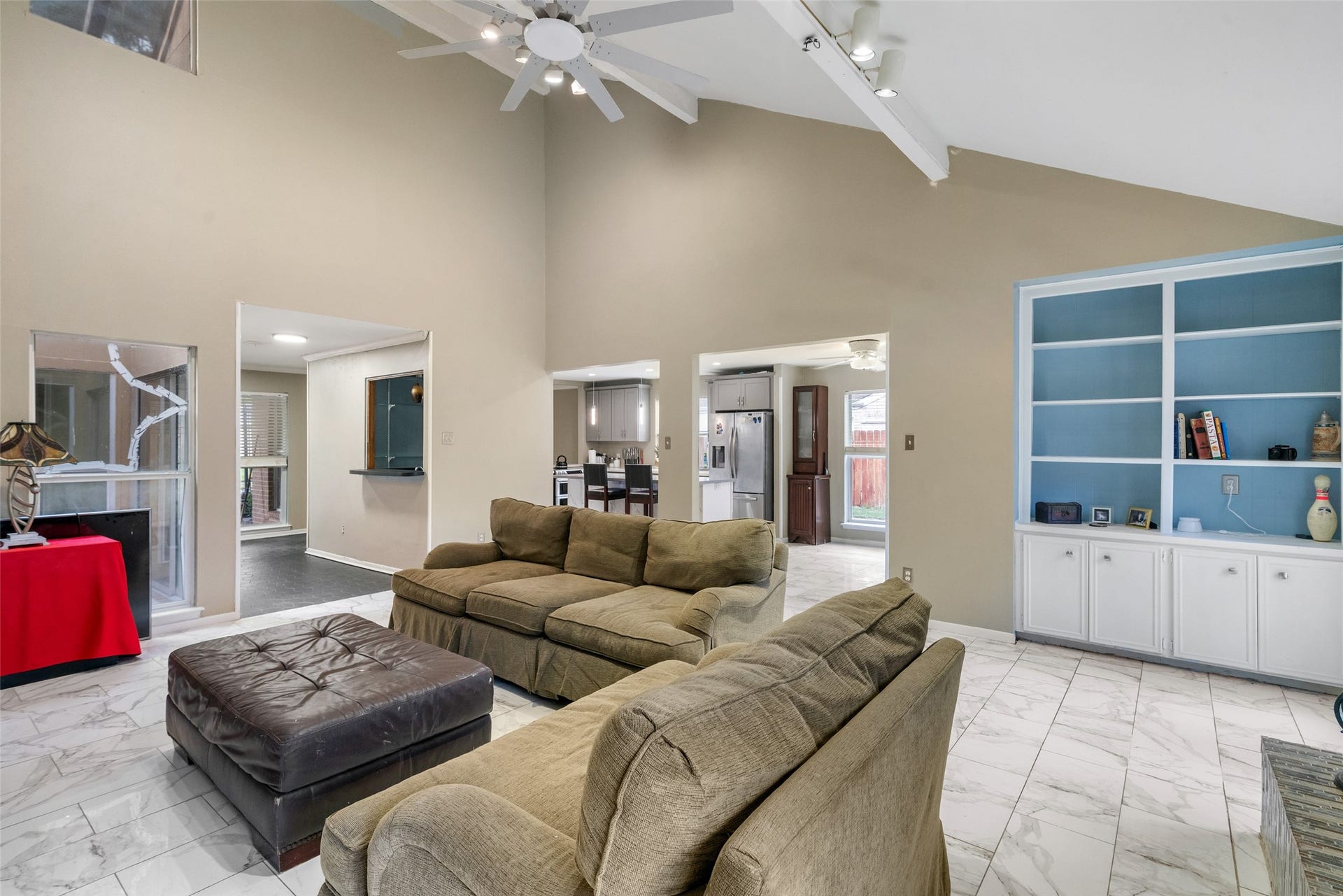 10831 Valley Hills Drive, Houston, TX 77071