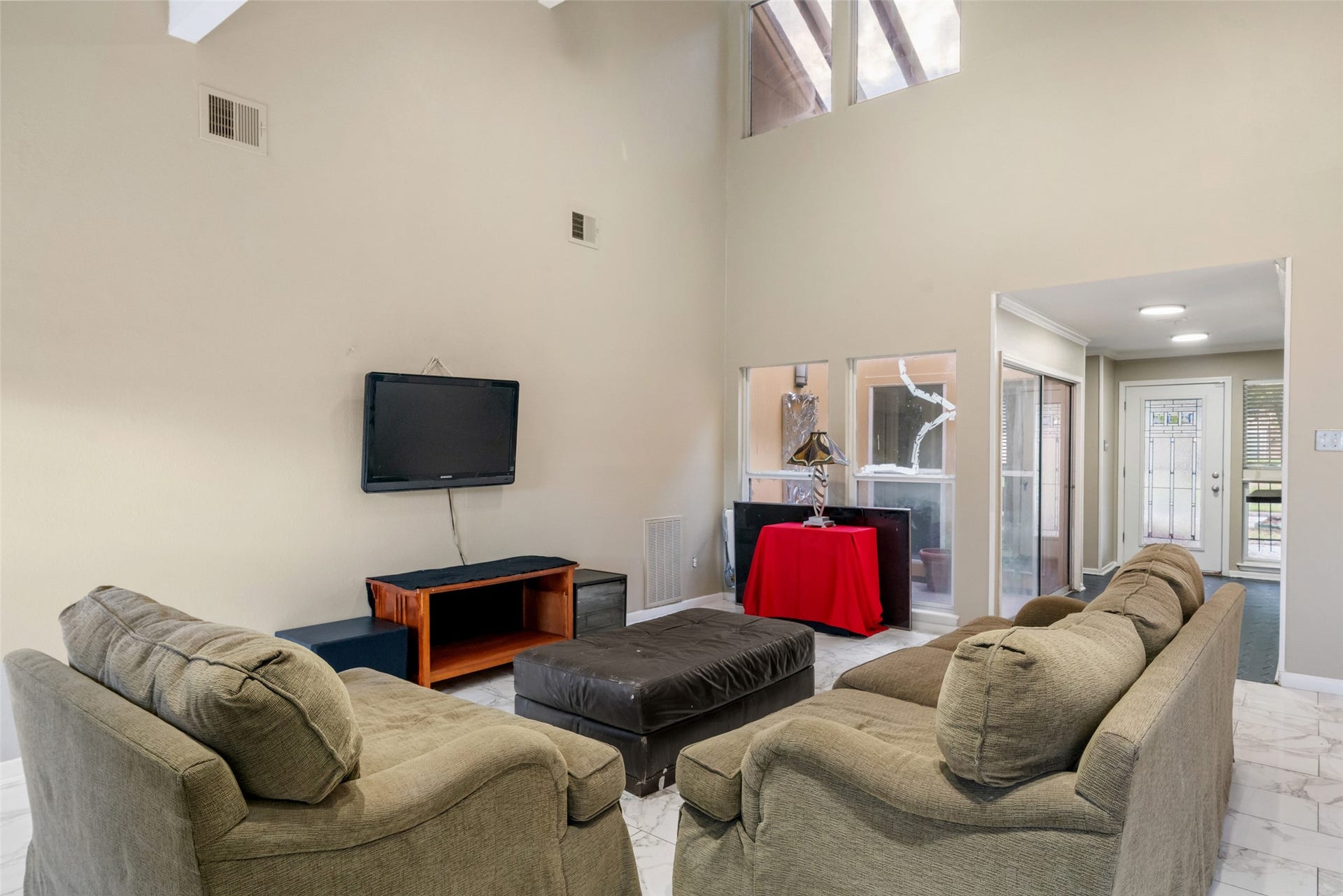 10831 Valley Hills Drive, Houston, TX 77071