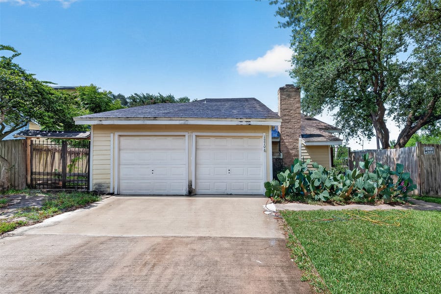 Property photo for 12706 Braewood Glen Lane, Houston, TX