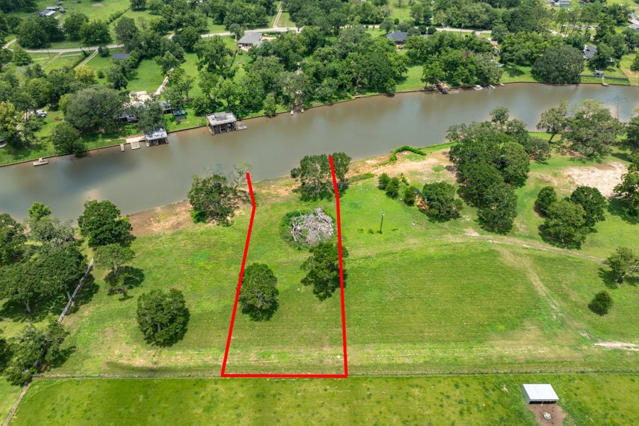Property photo for 3 County Road 344, Sweeny, TX