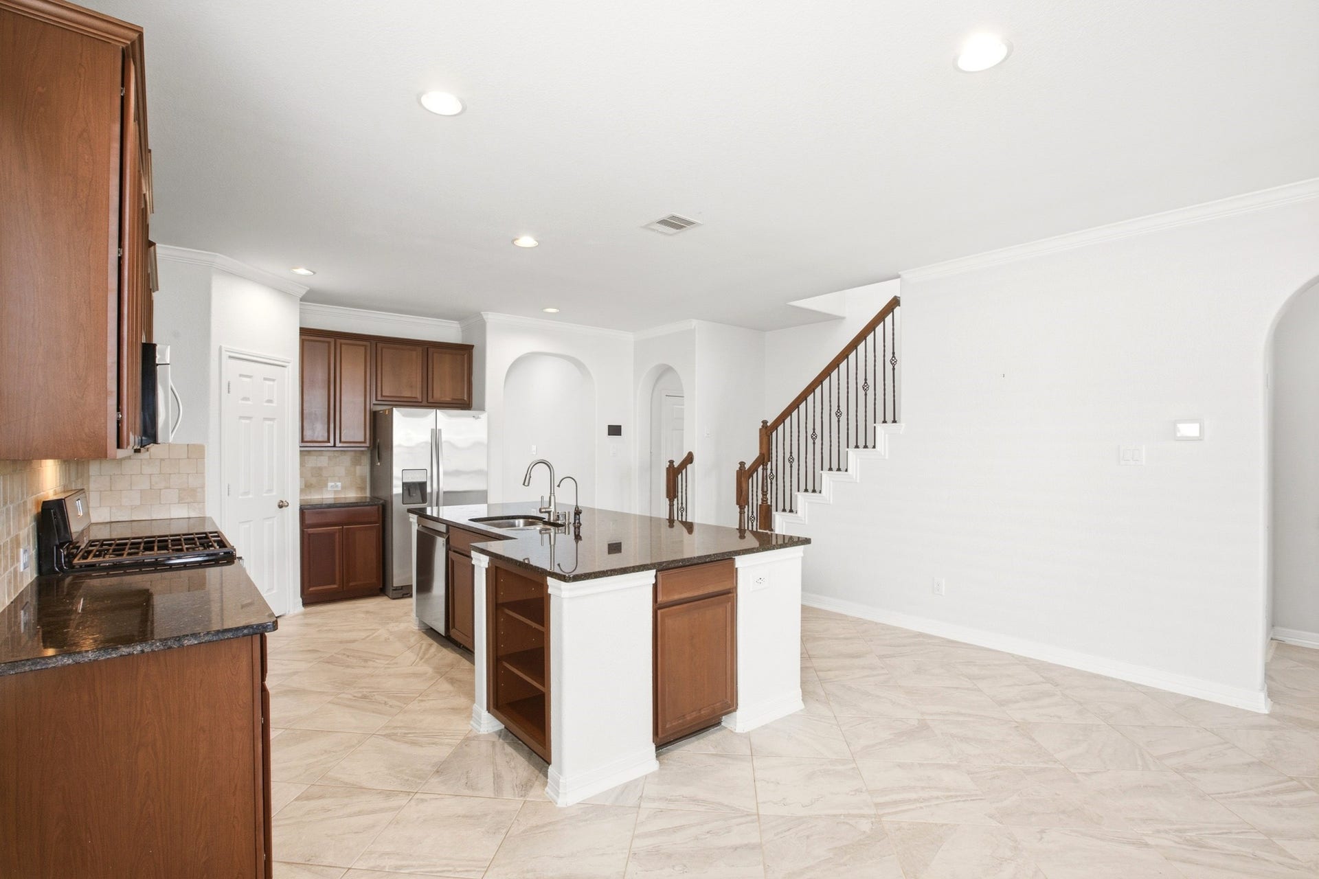 9975 Spring Rock Lane, Brookshire, TX 77423 9975 Spring Rock Lane, Brookshire, TX 77423